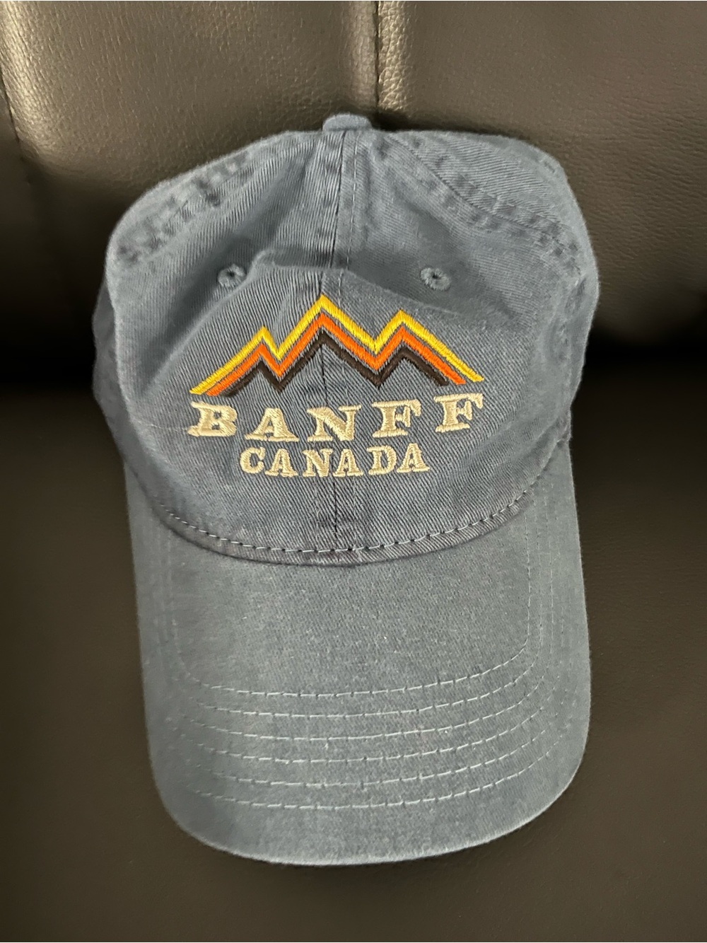 Almost like new-Banff Canada Embroidered Mountain Baseball Adult Cap - Navy - Picture 2 of 4